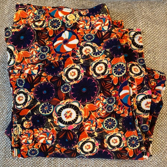 Lularoe leggings (T/C) - Picture 1 of 1